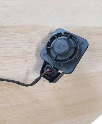 Skoda Rapid (NH) Alarm system siren 5Q0951605A