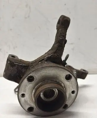 Dacia Sandero Front wheel hub 