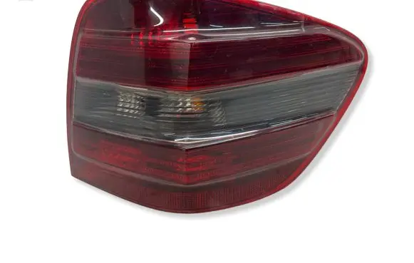 Mercedes-Benz ML W164 Rear/tail lights 404102R