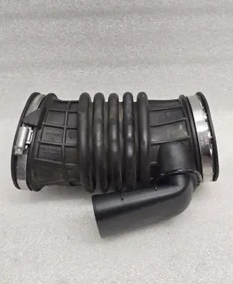 Volvo XC90 Air intake hose/pipe 31370310
