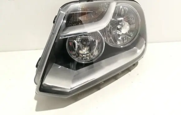 Volkswagen Amarok Headlight/headlamp 2190675