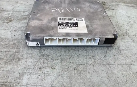 Toyota Prius (XW20) Engine control unit/module 8966147080 2750007804