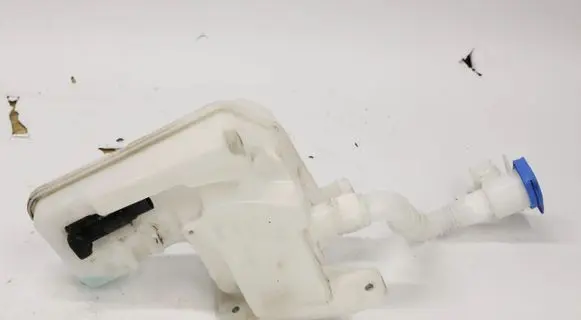 Volkswagen Golf VIII Windshield washer fluid reservoir/tank 5WA955453A5764374