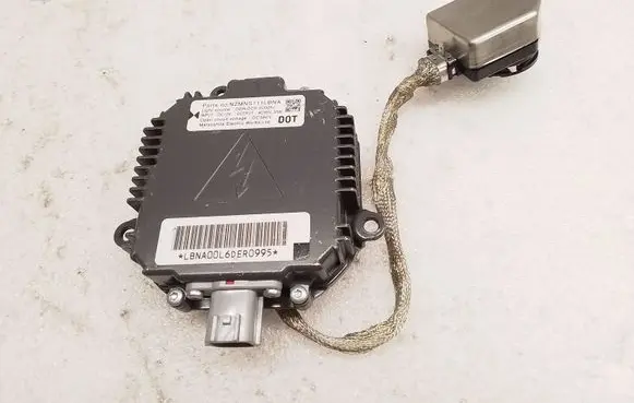 Nissan Murano Z50 Headlight ballast module Xenon NZMNS111LBNA