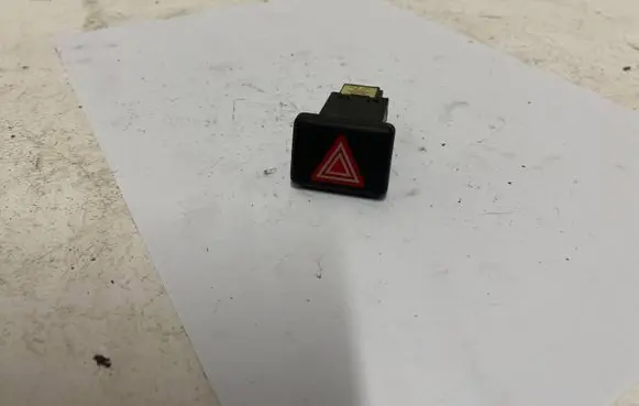 Audi A4 S4 B6 8E 8H Hazard light switch 8E0941509