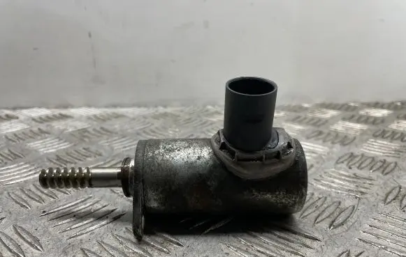 BMW M5 Camshaft vanos timing valve 7605025