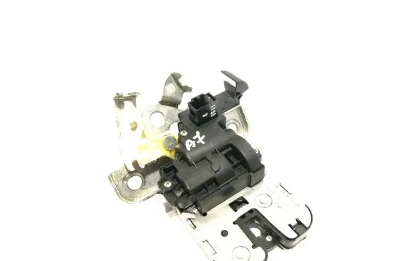 Audi A7 S7 4G Tailgate/trunk/boot lock/catch/latch 8K9827505A