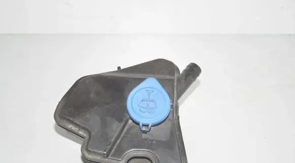 BMW 2 Active Tourer U06 Windshield washer fluid reservoir/tank 8492056 61668492056