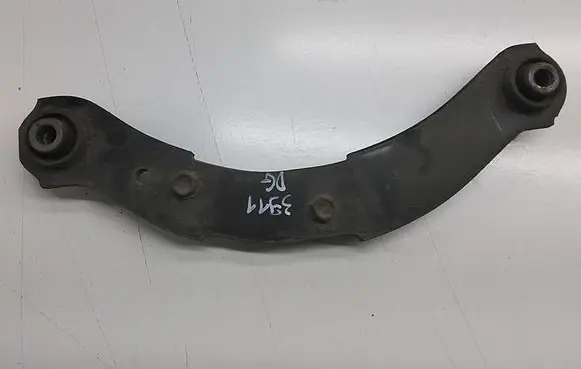 Mitsubishi Outlander Rear control arm 4110A140