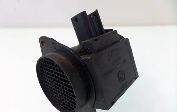 BMW 5 E39 Mass air flow meter 72218400