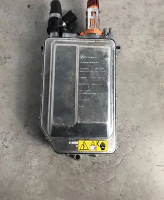BMW i4 Hybrid/electric vehicle battery fan 5a626B2 64125A626B2