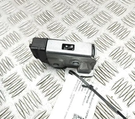Mercedes-Benz Sprinter W907 W910 Rear door lock A9107400000