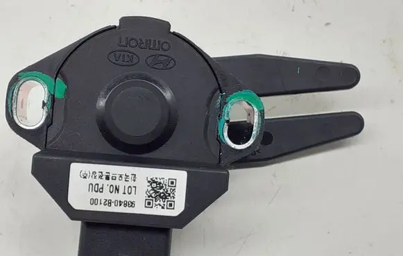 Clutch pedal sensor