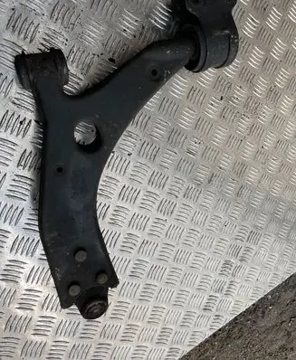 Volvo V50 Front lower control arm/wishbone 3M513A423AJ