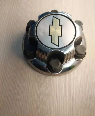 Chevrolet Chevy Van Original wheel cap 9596662 9596664 9596667