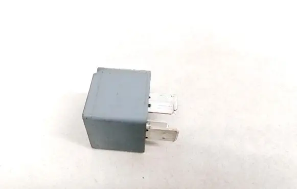 Volkswagen PASSAT B3 Other relay F80B14B192AA F80B-14B192-AA