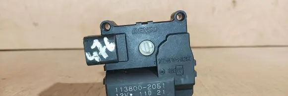 Toyota Corolla Verso E121 Air flap motor/actuator 1138002051