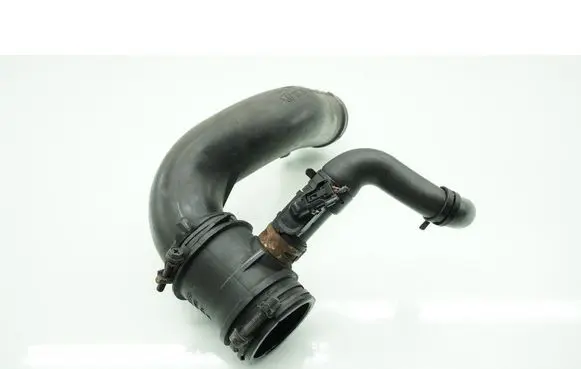 Mazda 6 Air intake hose/pipe SH0113225