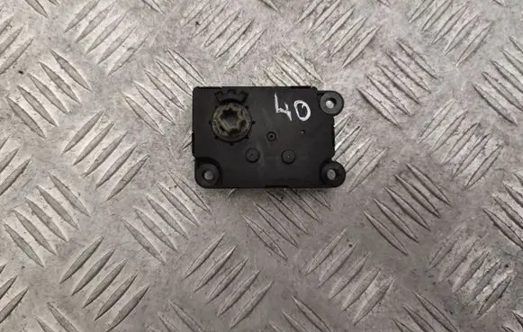 Nissan Leaf I (ZE0) Intake manifold valve actuator/motor T1007781T 1000092011
