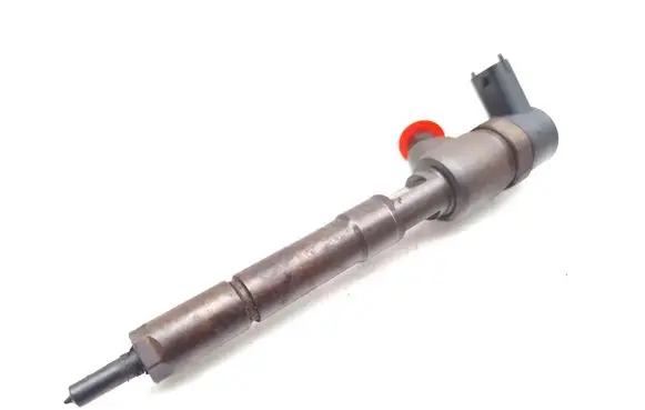 Fiat Punto Evo Fuel injector 0445110351