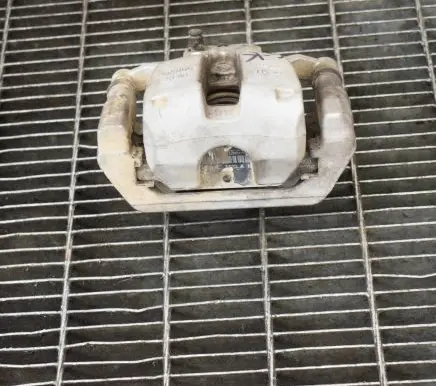 Tesla Model 3 Rear brake caliper 33520