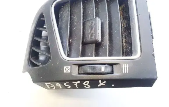 Chevrolet Captiva Dashboard side air vent grill/cover trim 95374836