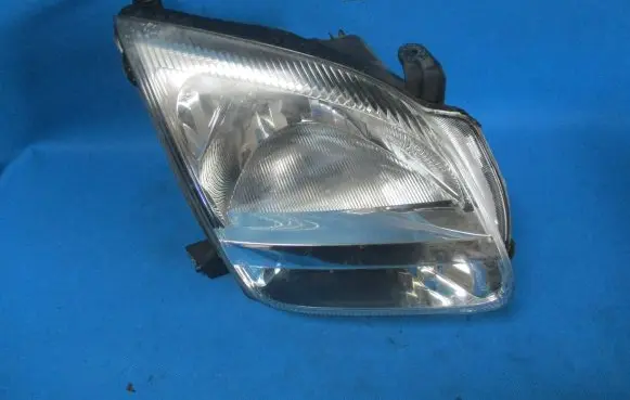 Suzuki SX4 Headlight/headlamp