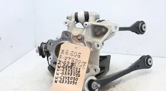 BMW X6 G06 Rear wheel hub spindle/knuckle 6876654MWGK4574 6876654 6878022