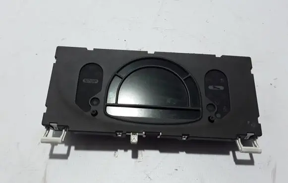 Renault Modus Speedometer (instrument cluster) 8200418023