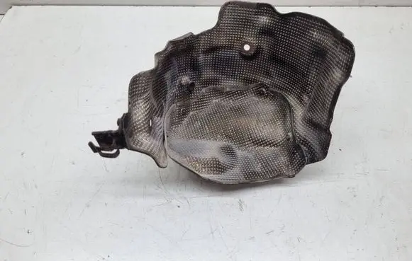 BMW 5 F10 F11 Heat shield in engine bay 8508138