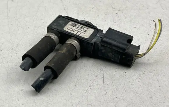 Citroen DS5 Exhaust gas pressure sensor 21DPS10002 16490278 9662143180