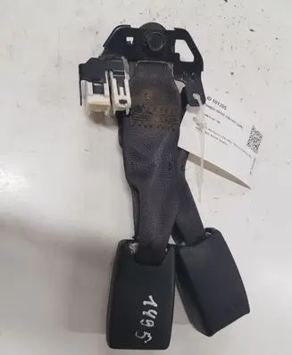 Middle seatbelt (rear)