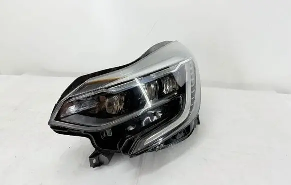 Renault Captur II Headlight/headlamp 260600666R 01393031