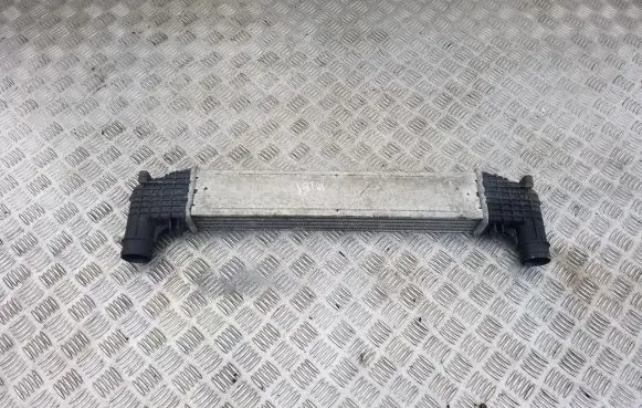Seat Alhambra (Mk1) Intercooler radiator 95VW9L440AA