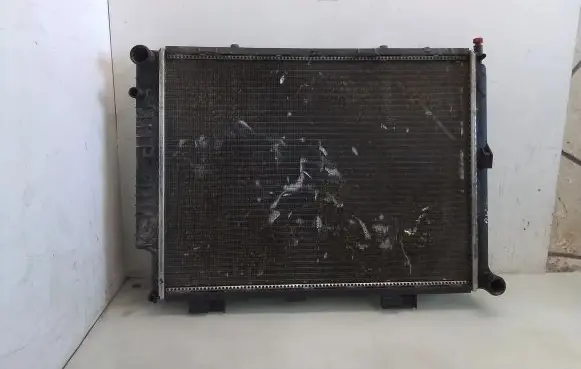 Mercedes-Benz E W210 Coolant radiator