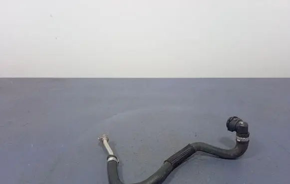 BMW 7 F01 F02 F03 F04 Engine coolant pipe/hose 8375796