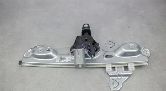 Nissan Pulsar Rear door window regulator with motor 827013ZL0A