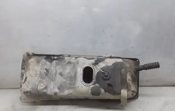Toyota Hilux (N80, N90, N100, N110) Fuel tank 