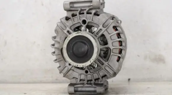 Audi A6 S6 C6 4F Generator/alternator 06D903016D TG15C144 A3164
