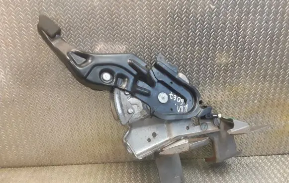 Nissan Murano Z50 Hand brake release handle 