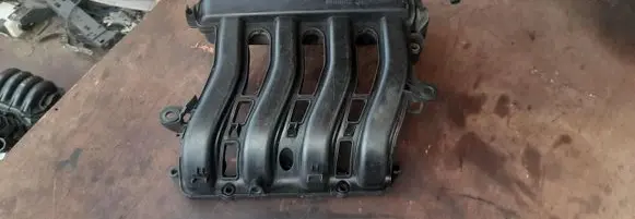 Renault Megane II Intake manifold 8200275053