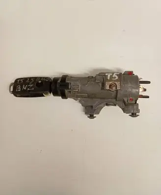 Volkswagen Transporter - Caravelle T5 Ignition lock 4B0905851Q