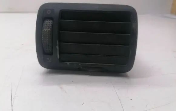 Volkswagen PASSAT B5.5 Dashboard side air vent grill/cover trim 3B0819704D
