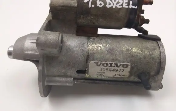Volvo V40 Starter motor 30644972