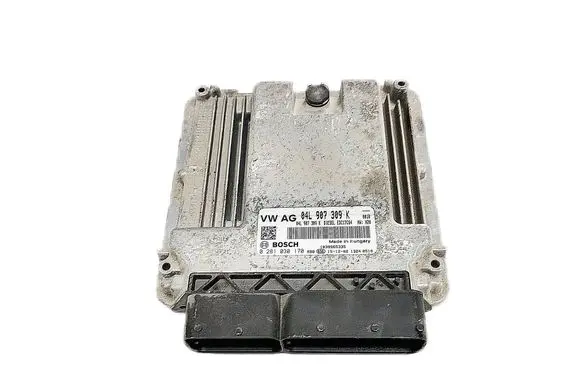 Volkswagen PASSAT B6 Engine control unit/module 04L907309K