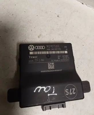 Volkswagen Touran I Gateway control module 1K0907530E 1K0907951