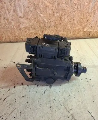 Opel Vectra C Fuel injection high pressure pump 0470504215