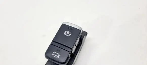 Nissan Qashqai J12 Hand parking brake switch 251756RA0A