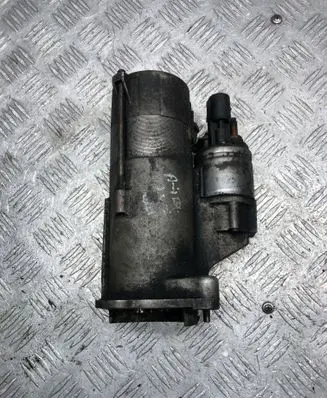 Audi A4 S4 B7 8E 8H Starter motor