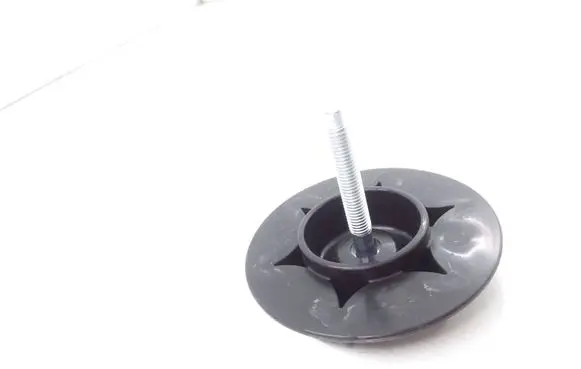 Nissan Pulsar Spare wheel bolt 